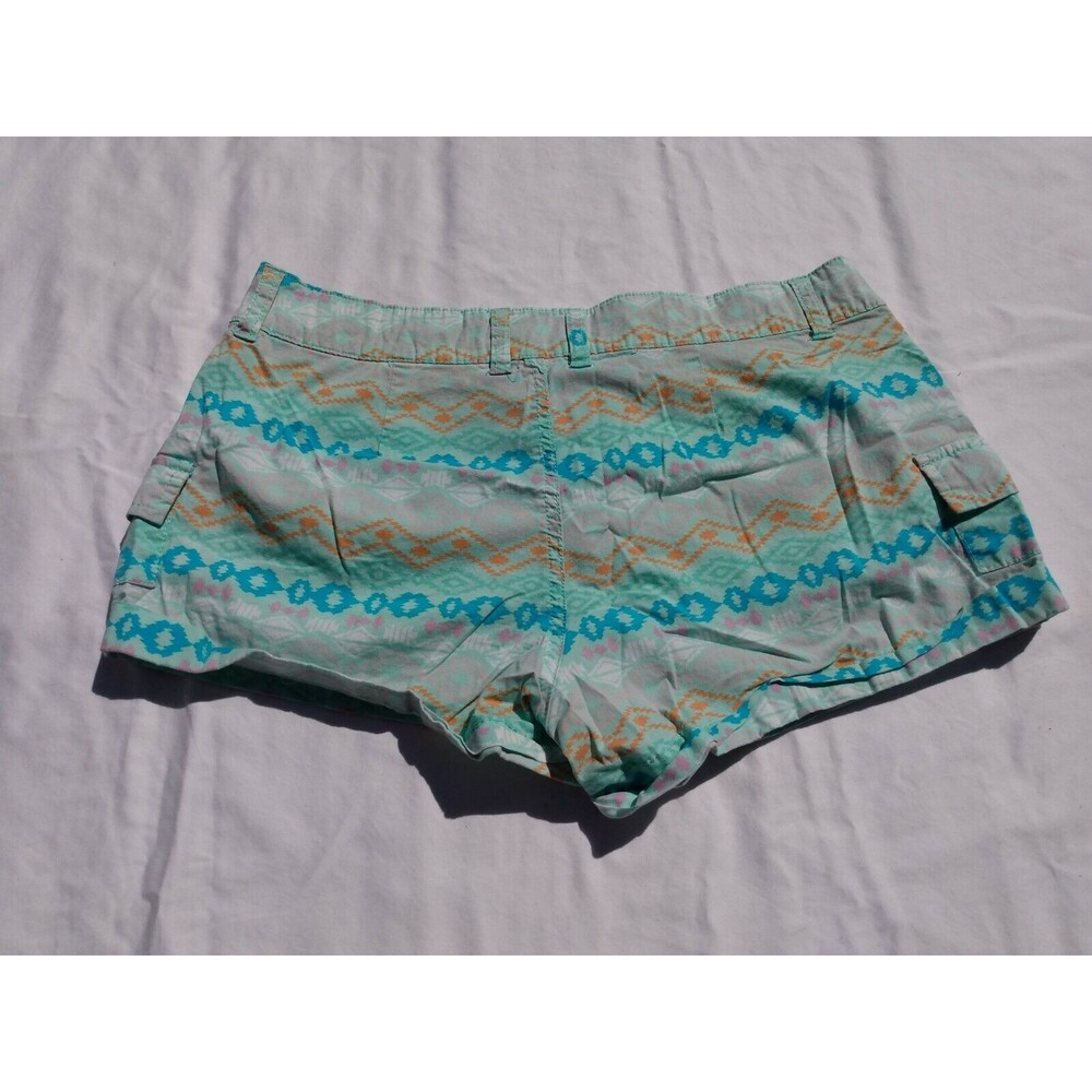 Just Be Woman Shorts Size M Multicolor Geometric Hot Pants Chinos Mid Rise